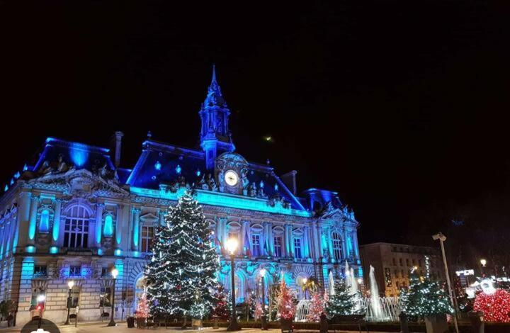 Le Loire A Velo - Gare De Tours Daire Dış mekan fotoğraf
